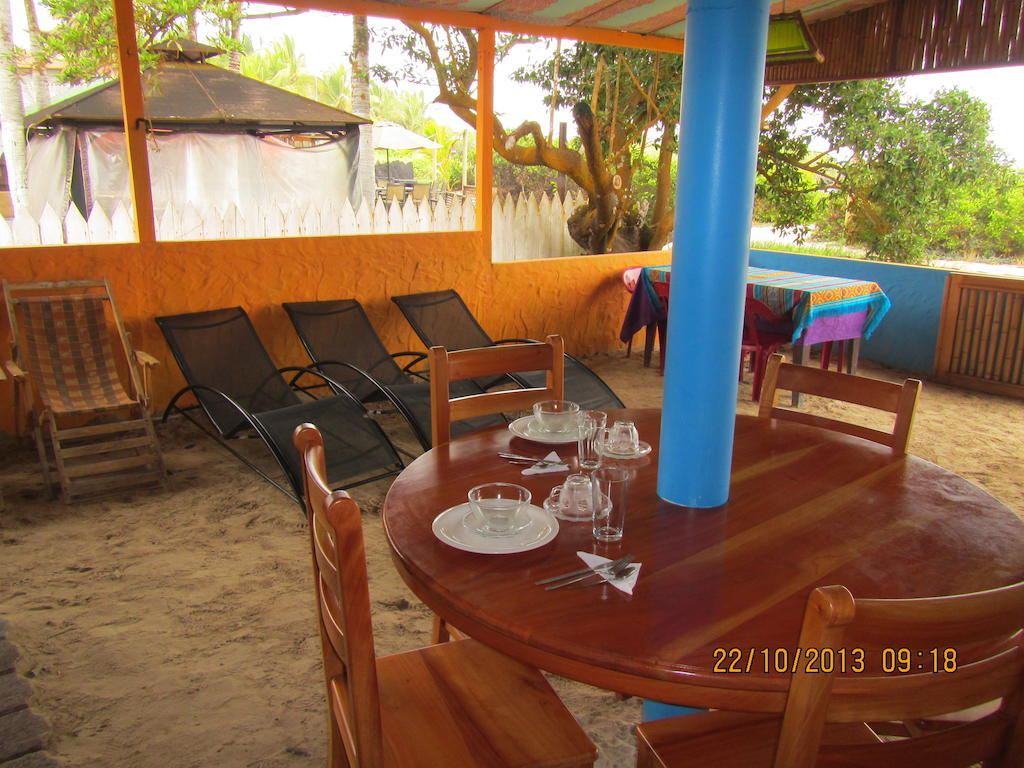 Hospedaje Casa Soleil Puerto Villamil Ngoại thất bức ảnh