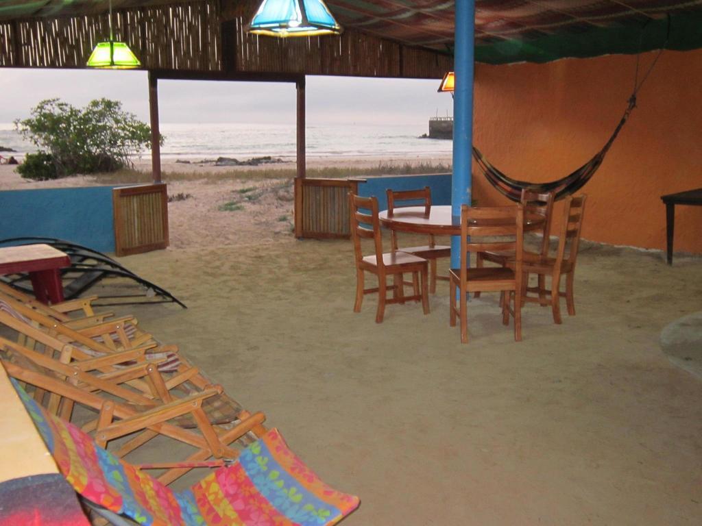 Hospedaje Casa Soleil Puerto Villamil Ngoại thất bức ảnh