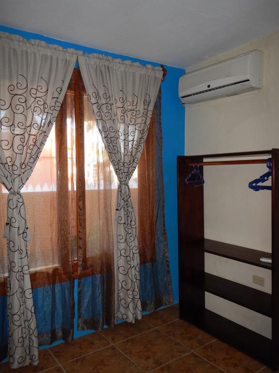Hospedaje Casa Soleil Puerto Villamil Ngoại thất bức ảnh