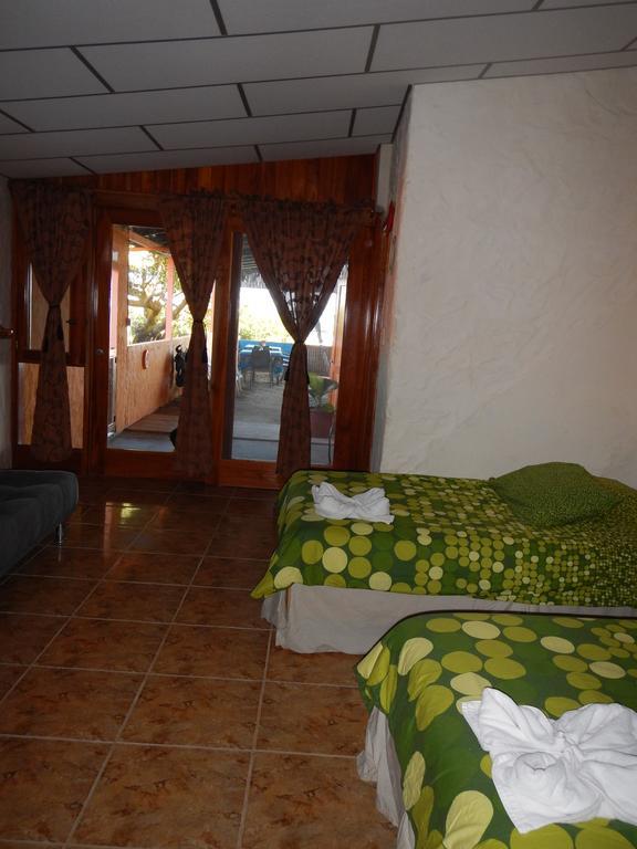Hospedaje Casa Soleil Puerto Villamil Ngoại thất bức ảnh